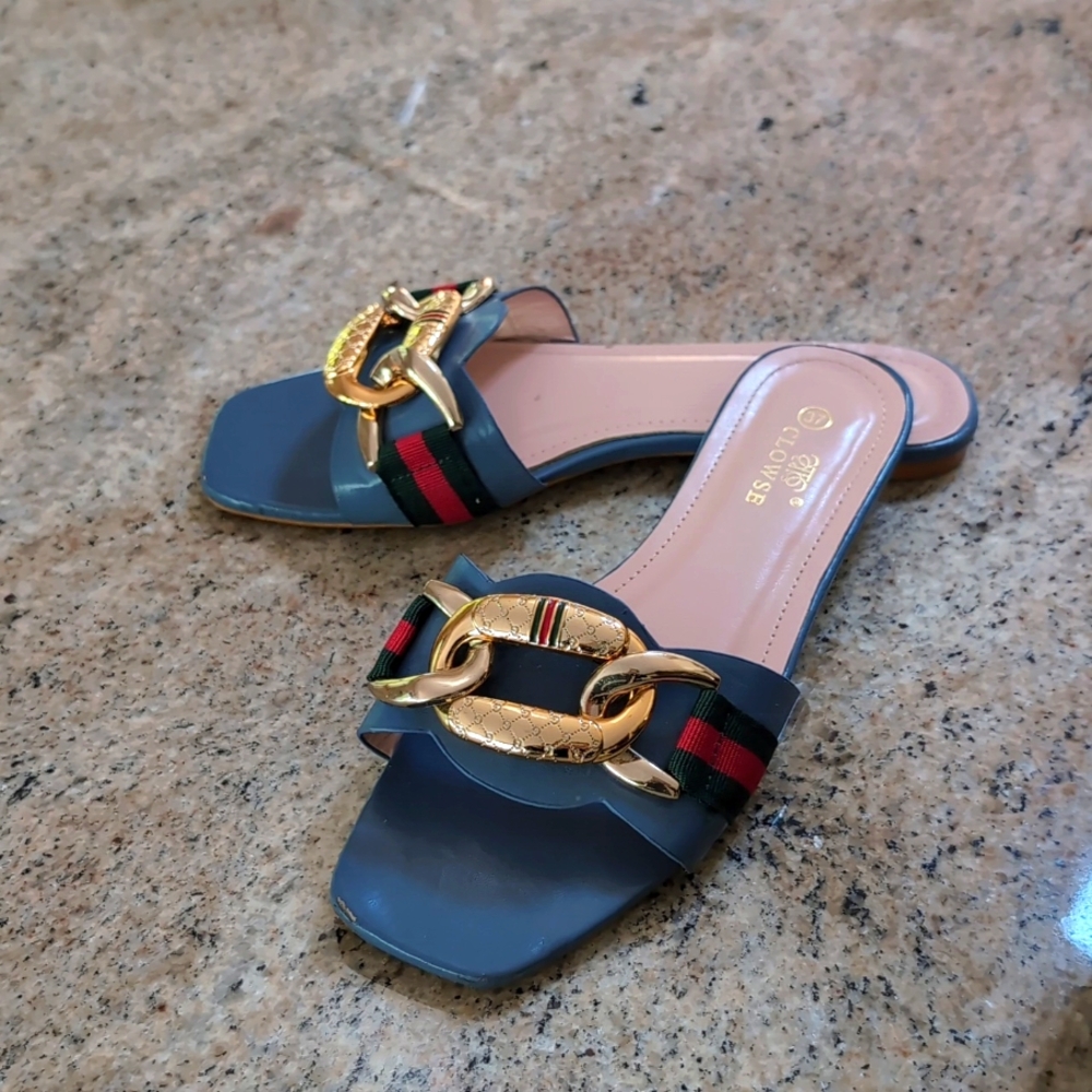 Summer slipper
